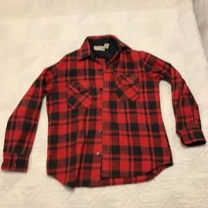 outreach red and black plaid flannel‎ shirt jacket medium